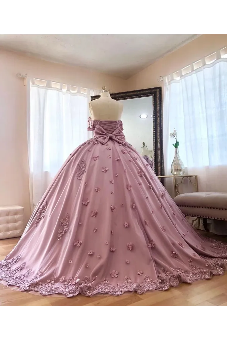 Ball Gown Off The Shoulder Tulle Quinceanera Dress With Lace Appliques Puffy Prom STKP3HM7KB3