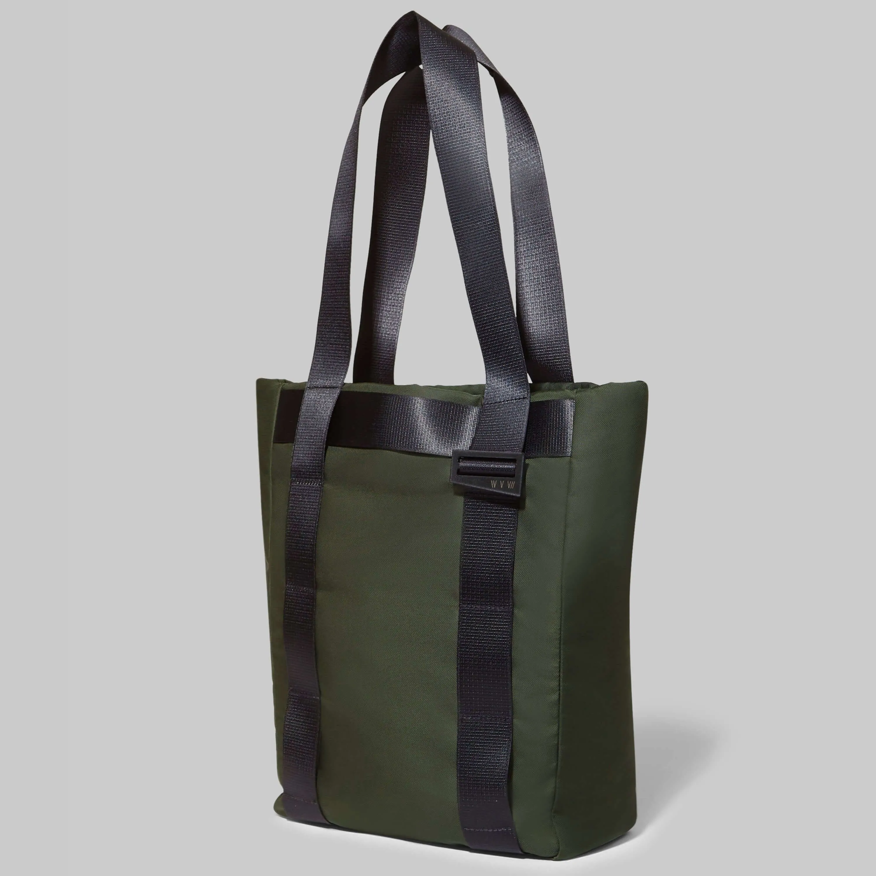 MAATHAI Tote in Econyl