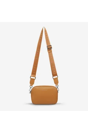 Status Anxiety - Plunder With Webbed Strap - Bag - Tan