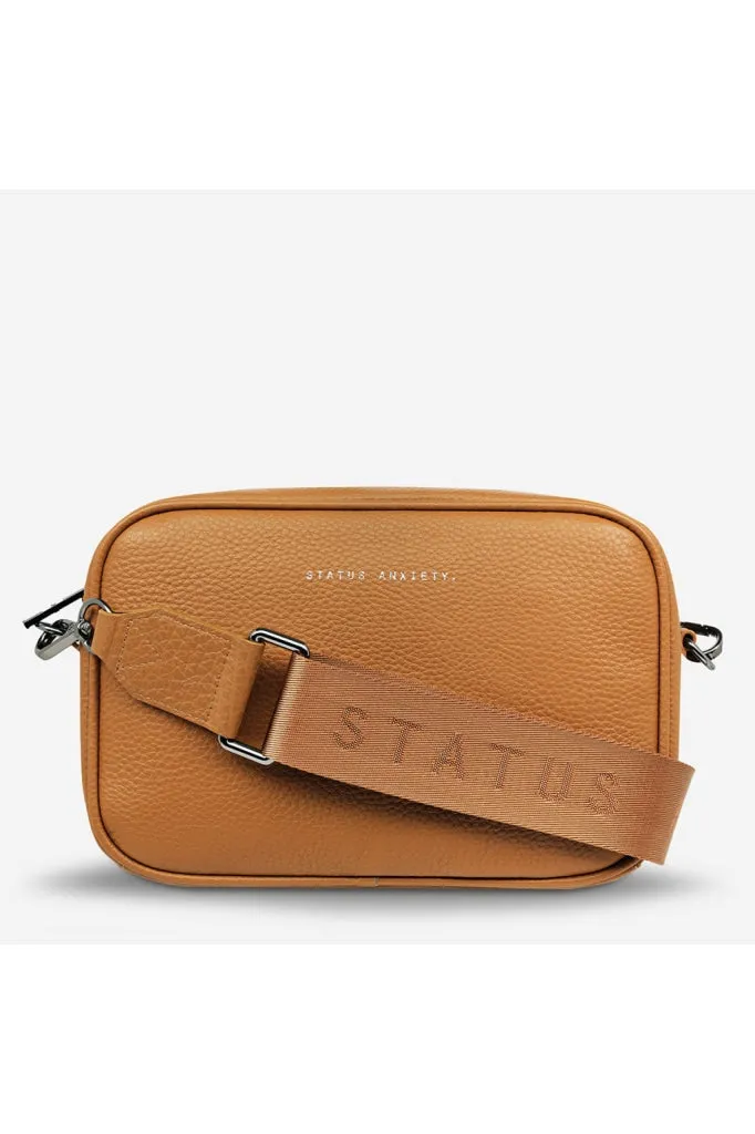 Status Anxiety - Plunder With Webbed Strap - Bag - Tan