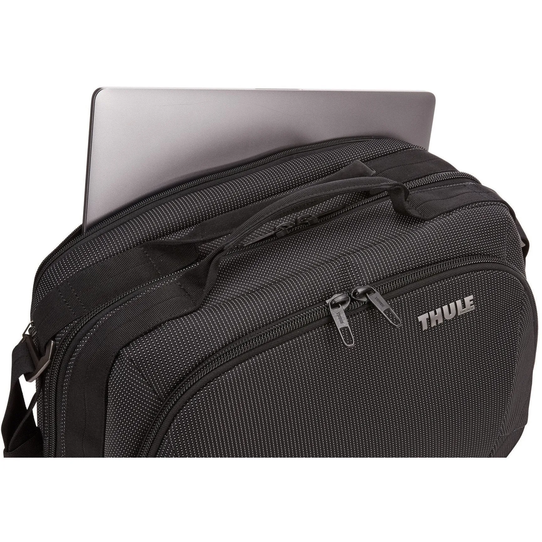 Thule Crossover 2 Boarding Bag Black